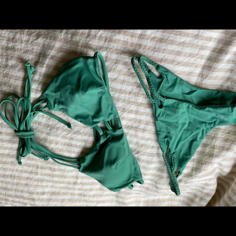 Green Bikini